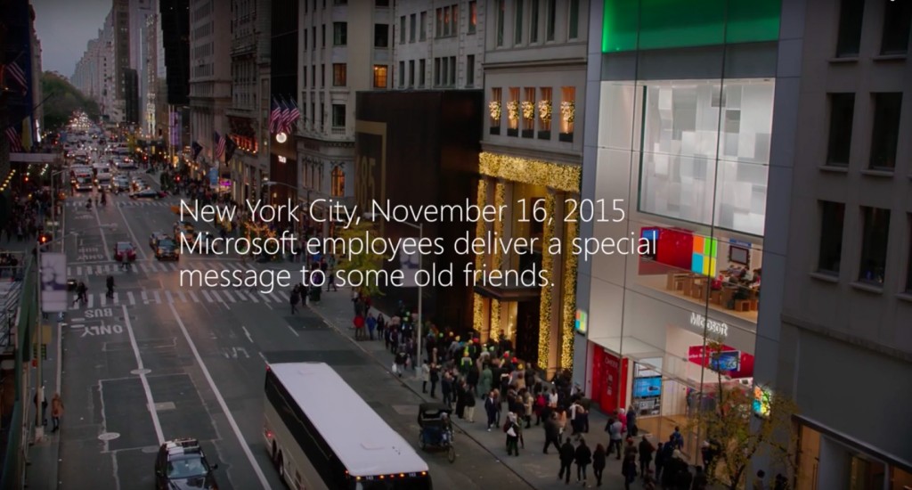 Microsoft-Store-Christmas-2015-ad-image-001