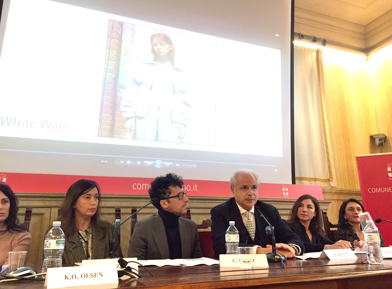 white_conferenzastampa_2