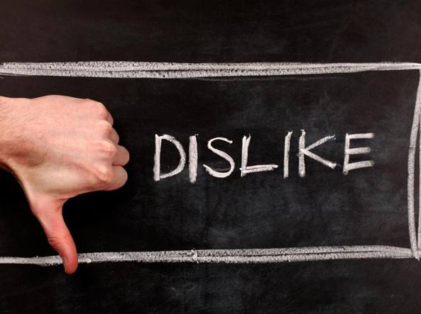 dislike_1-kgOF-U430404341866163eF-1224x916@Corriere-Web-Sezioni-593x443